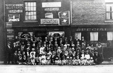Queen's Head Trip c.1920's