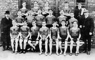 Spennymoor & District Harriers 1909-10.